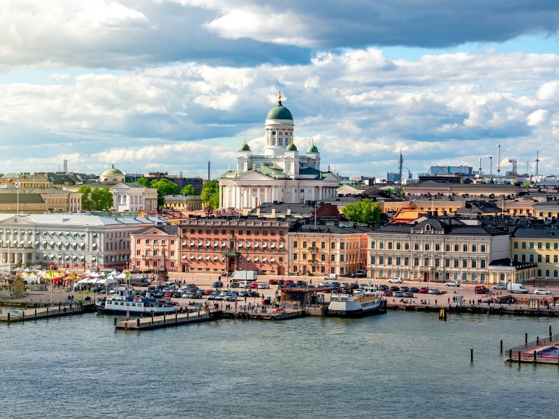 Yrittäjän oleskelulupa Suomessa: yrityksen perustaminen ja yrityskauppa